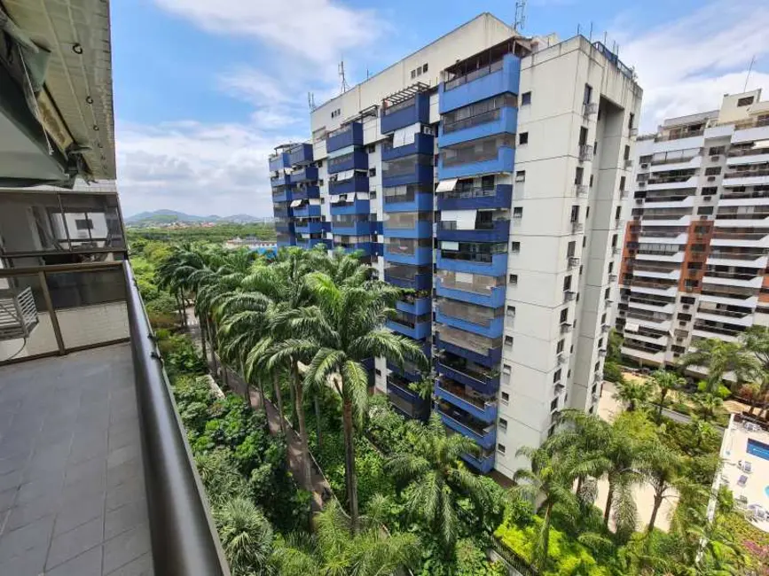 Foto 4 de Apartamento com 2 quartos à venda, 70m2 em Jacarepaguá, Rio De Janeiro - RJ