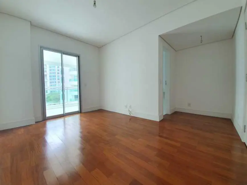 Apartamento com 4 quartos à venda, 402m2 em Barra da Tijuca, Rio De Janeiro - RJ - imagem 9 Foto 9 de Apartamento com 4 quartos à venda, 402m2 em Barra da Tijuca, Rio De Janeiro - RJ