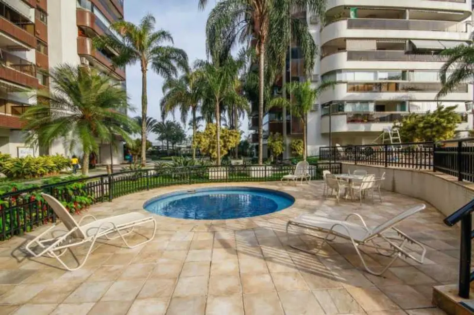Foto 2 de Apartamento com 4 quartos à venda, 141m2 em Jacarepaguá, Rio De Janeiro - RJ