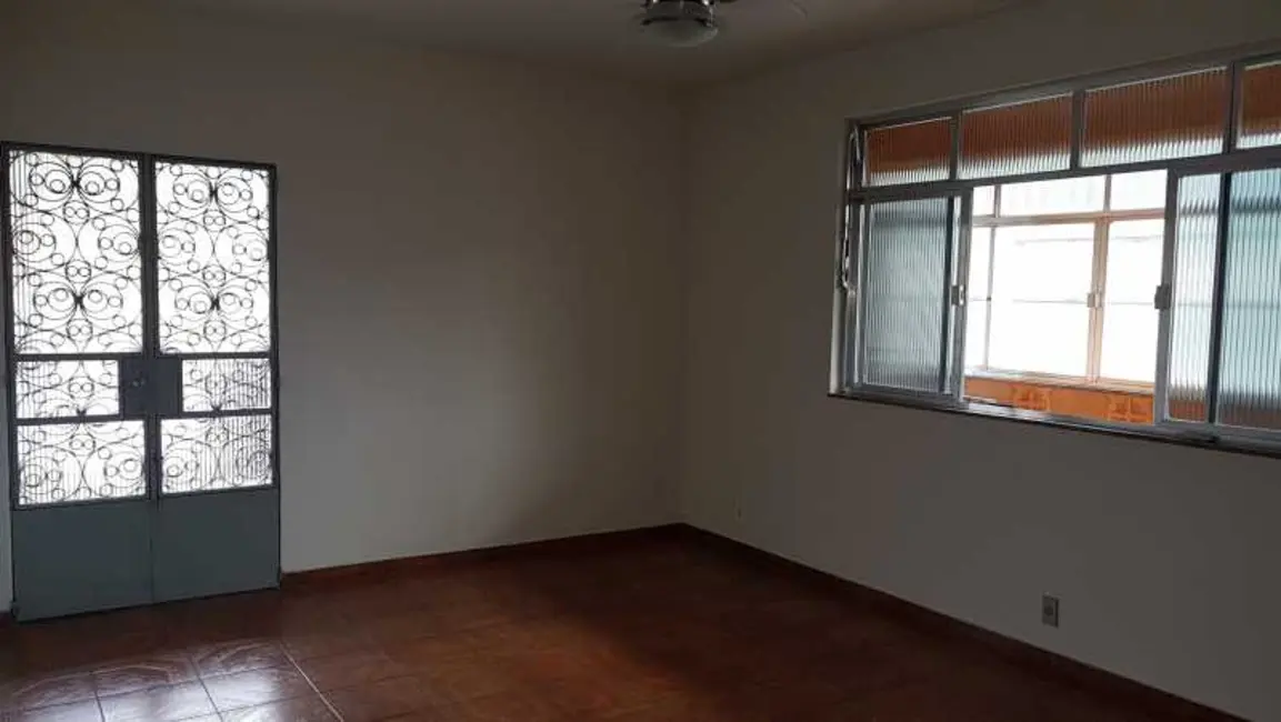 Foto 5 de Casa com 2 quartos à venda, 234m2 em Mangueira, Sao Goncalo - RJ