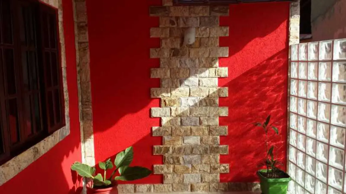 Casa de Condomínio com 3 quartos à venda, 120m2 em Amendoeira, Sao Goncalo - RJ - imagem 3 Foto 3 de Casa de Condomínio com 3 quartos à venda, 120m2 em Amendoeira, Sao Goncalo - RJ