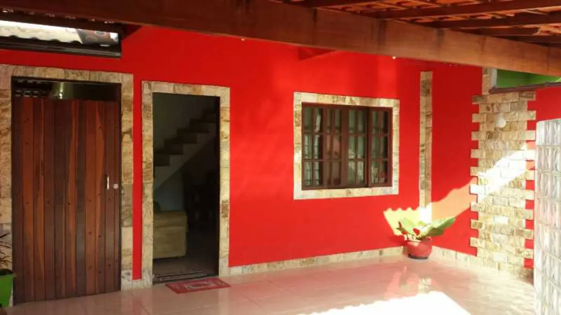 Casa de Condomínio com 3 quartos à venda, 120m2 em Amendoeira, Sao Goncalo - RJ - imagem 2 Foto 2 de Casa de Condomínio com 3 quartos à venda, 120m2 em Amendoeira, Sao Goncalo - RJ