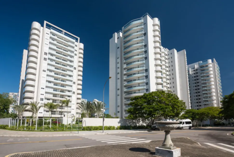 Foto 1 de Apartamento com 4 quartos à venda, 151m2 em Barra da Tijuca, Rio De Janeiro - RJ