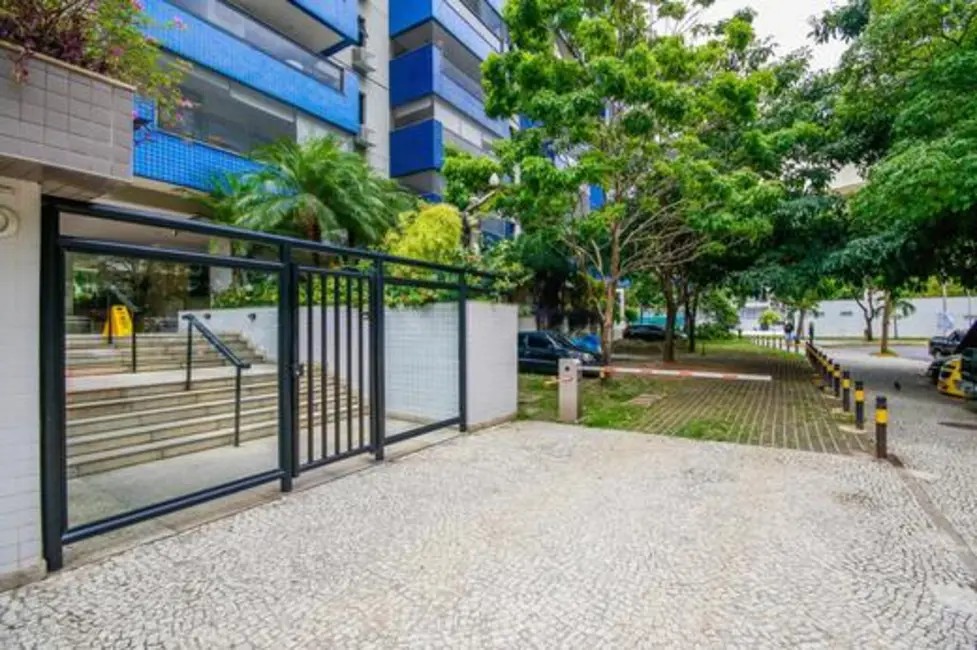 Foto 2 de Apartamento com 2 quartos à venda, 91m2 em Barra da Tijuca, Rio De Janeiro - RJ