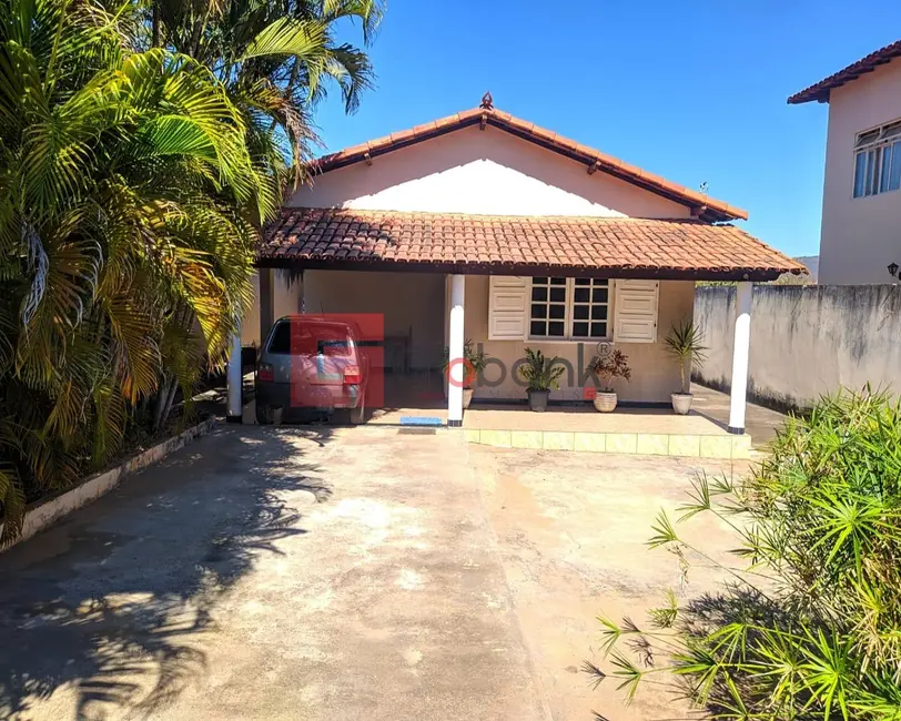Foto 1 de Casa com 4 quartos à venda, 360m2 em Vila Regina, Montes Claros - MG