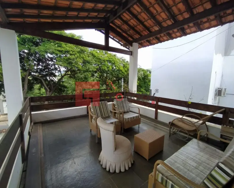 Foto 1 de Casa com 4 quartos à venda, 300m2 em Jardim São Luiz, Montes Claros - MG