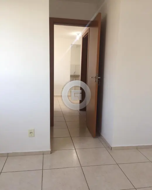 Foto 2 de Apartamento com 2 quartos à venda, 45m2 em Vila Atlântida, Montes Claros - MG