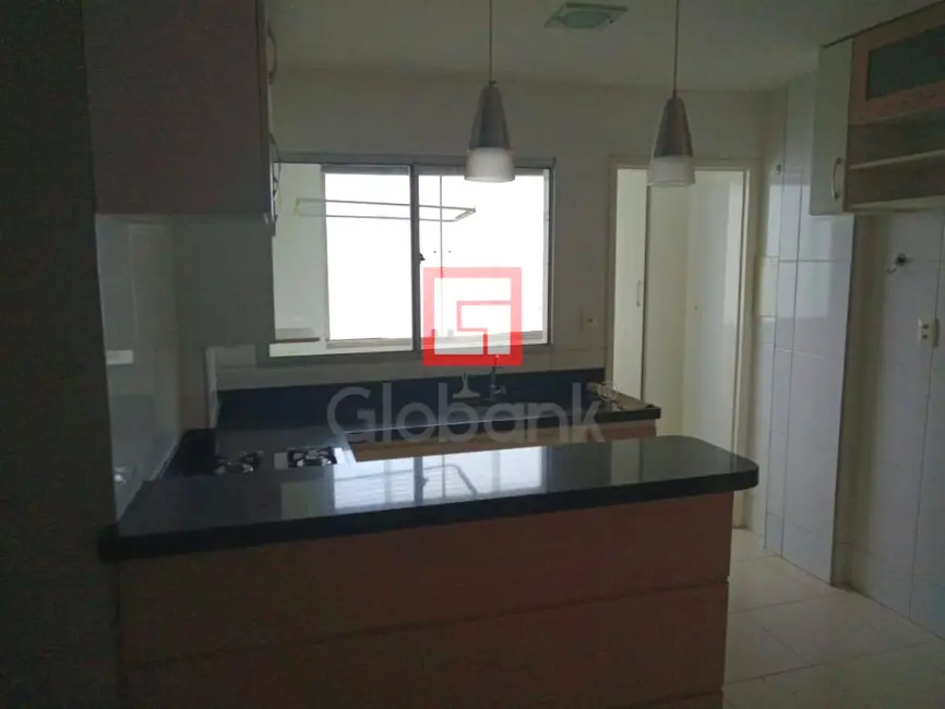 Foto 2 de Apartamento com 3 quartos à venda, 92m2 em Morada do Sol, Montes Claros - MG