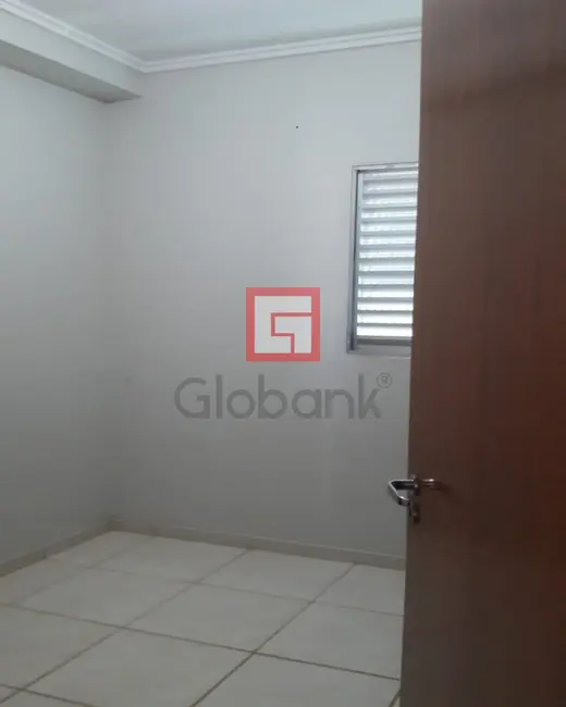 Foto 2 de Apartamento com 3 quartos à venda, 72m2 em Planalto, Montes Claros - MG