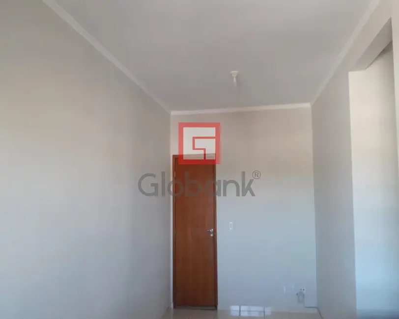 Foto 1 de Apartamento com 3 quartos à venda, 72m2 em Planalto, Montes Claros - MG