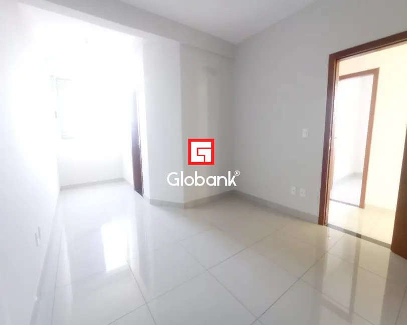 Foto 1 de Apartamento com 3 quartos à venda, 104m2 em Vila Guilhermina, Montes Claros - MG