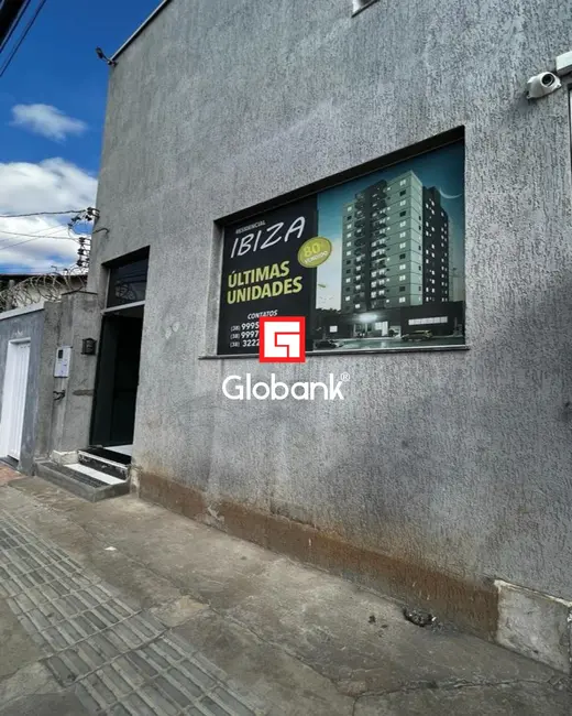 Foto 2 de Loja para alugar, 45m2 em Todos os Santos, Montes Claros - MG