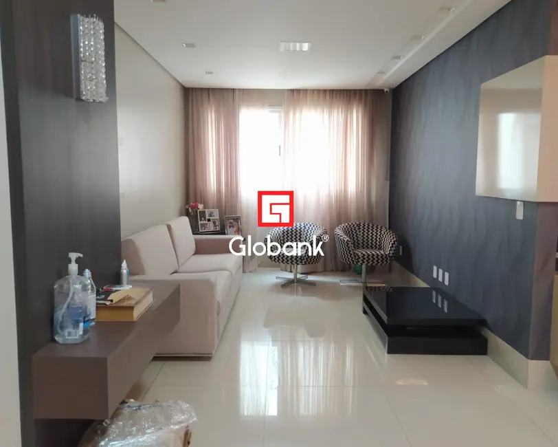 Foto 1 de Apartamento com 3 quartos à venda, 165m2 em Centro, Montes Claros - MG