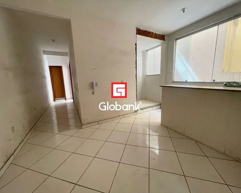 Foto 1 de Apartamento com 2 quartos para alugar, 90m2 em Centro, Montes Claros - MG