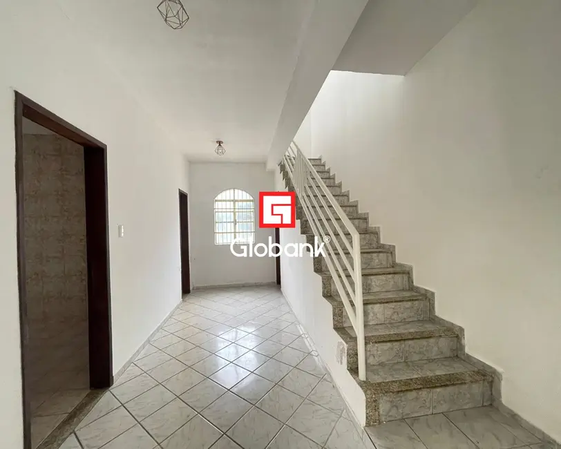 Foto 1 de Casa com 3 quartos para alugar, 150m2 em Alcides Rabelo, Montes Claros - MG