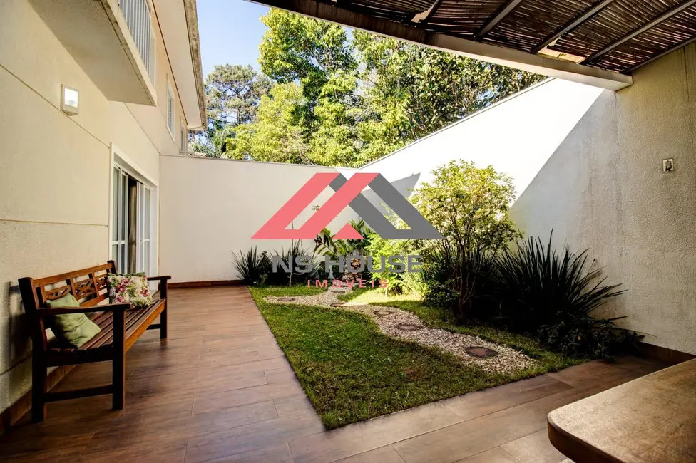 Casa de Condomínio com 3 quartos à venda, 210m2 em Demarchi, Sao Bernardo Do Campo - SP - imagem 6 Foto 6 de Casa de Condomínio com 3 quartos à venda, 210m2 em Demarchi, Sao Bernardo Do Campo - SP