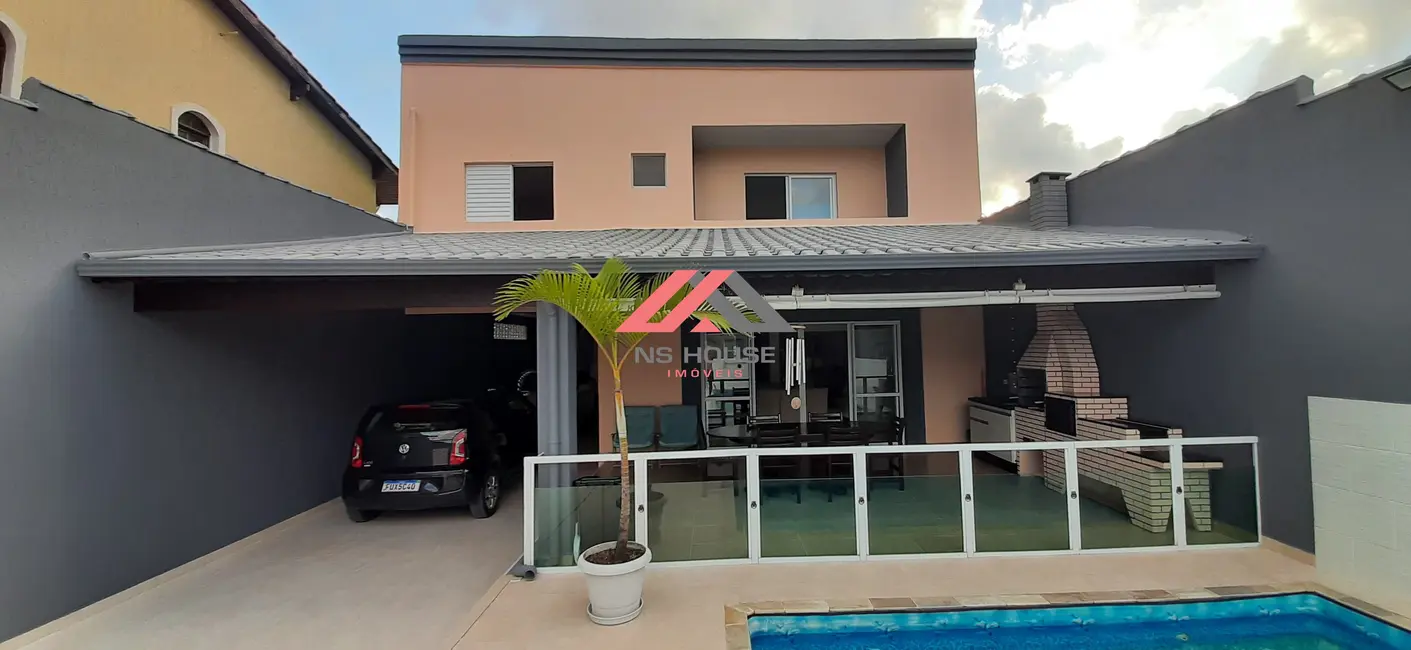 Foto 1 de Casa com 5 quartos à venda, 320m2 em Itanhaem - SP