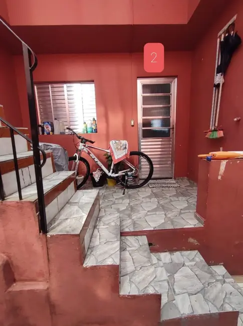 Foto 4 de Casa com 5 quartos à venda, 324m2 em Taboão, Diadema - SP