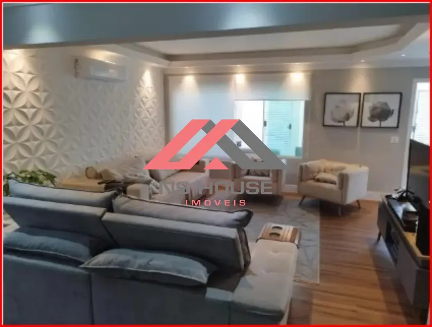 Foto 2 de Casa com 3 quartos à venda e para alugar, 270m2 em Jardim São Caetano, Sao Caetano Do Sul - SP