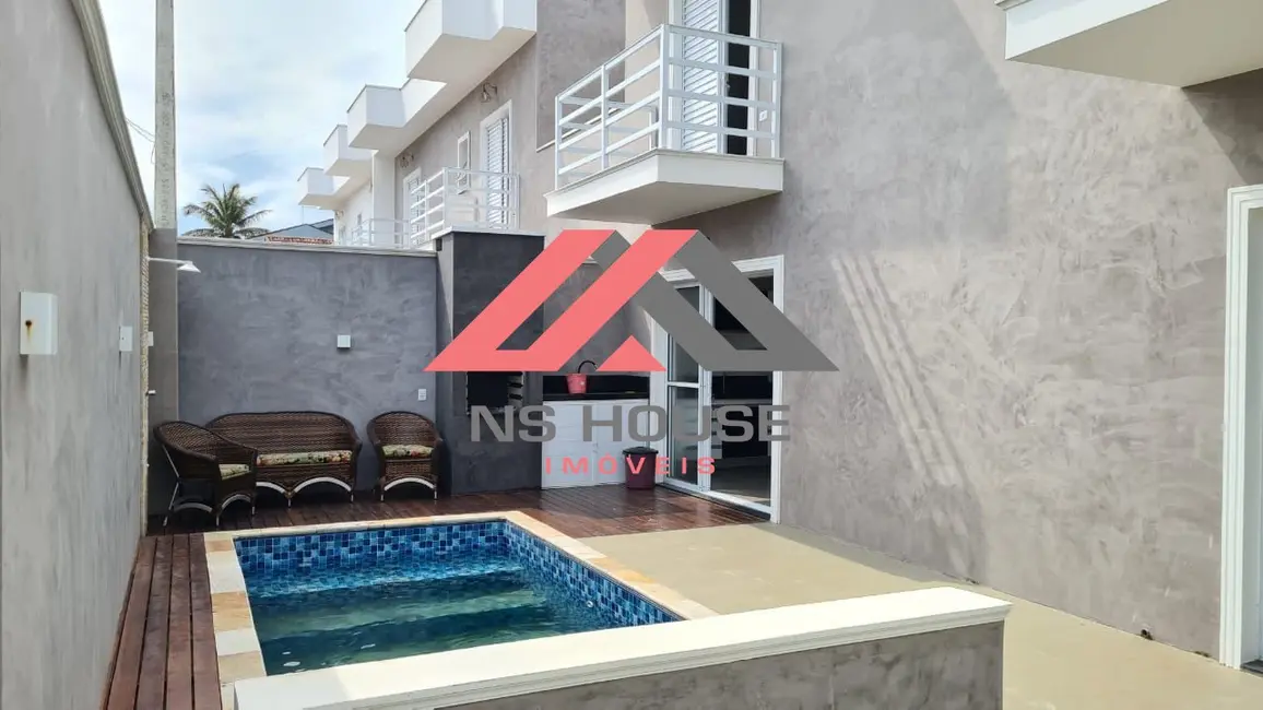 Foto 2 de Casa com 4 quartos à venda, 160m2 em Itanhaem - SP