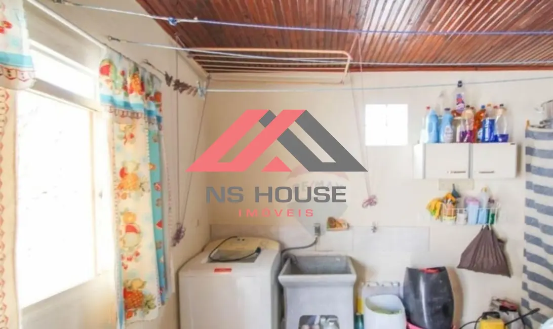 Casa com 3 quartos à venda, 158m2 em Capela Do Alto - SP - imagem 8 Foto 8 de Casa com 3 quartos à venda, 158m2 em Capela Do Alto - SP