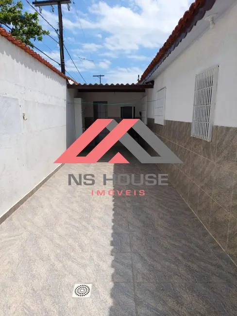 Foto 8 de Casa com 2 quartos à venda, 68m2 em Mongagua - SP