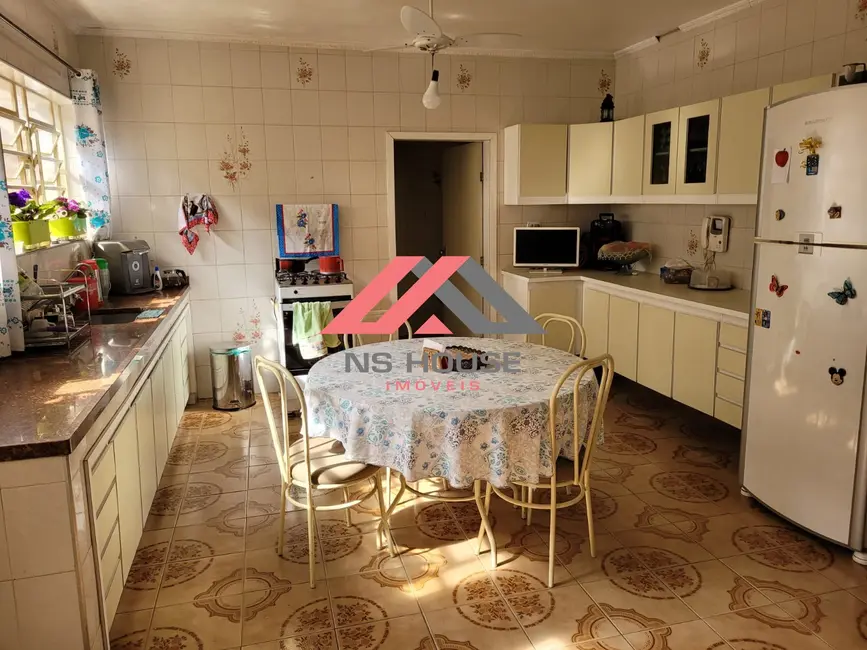 Casa com 3 quartos à venda, 326m2 em Vila Zelina, São Paulo - SP - imagem 8 Foto 8 de Casa com 3 quartos à venda, 326m2 em Vila Zelina, São Paulo - SP