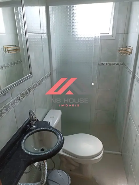 Foto 6 de Casa com 2 quartos à venda, 107m2 em Vila Cecília Maria, Santo Andre - SP