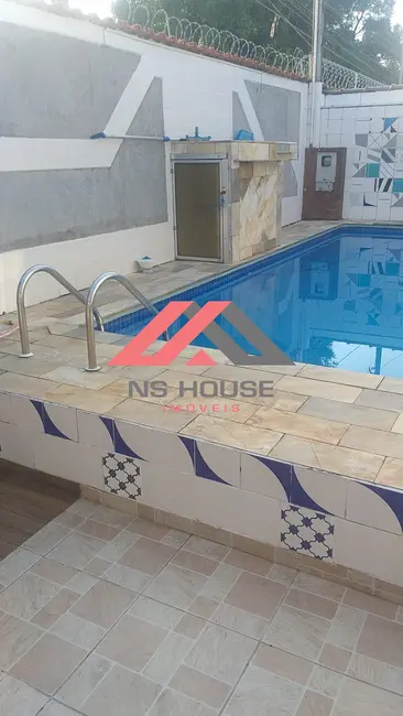 Foto 1 de Casa com 4 quartos à venda, 115m2 em Itanhaem - SP