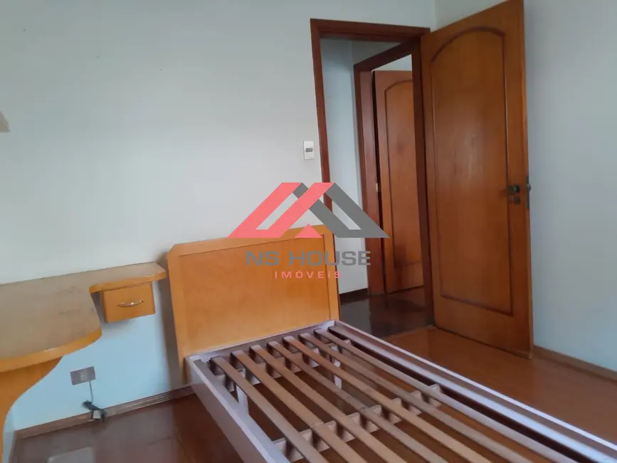 Foto 8 de Casa com 4 quartos à venda, 245m2 em Jardim São Caetano, Sao Caetano Do Sul - SP