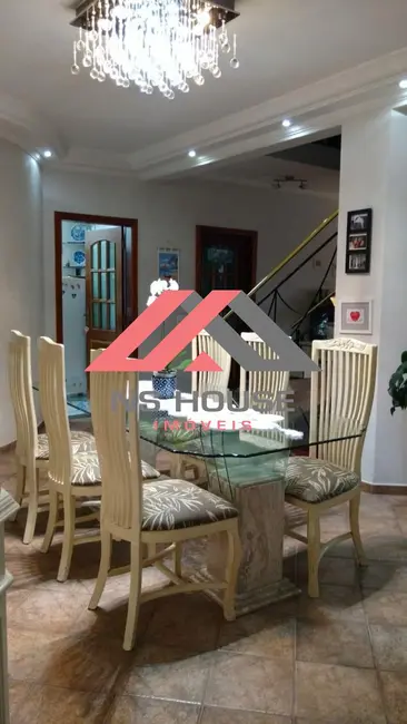 Casa com 3 quartos à venda, 257m2 em Sao Bernardo Do Campo - SP - imagem 6 Foto 6 de Casa com 3 quartos à venda, 257m2 em Sao Bernardo Do Campo - SP