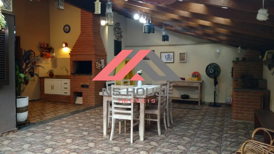 Casa com 3 quartos à venda, 257m2 em Sao Bernardo Do Campo - SP - imagem 4 Foto 4 de Casa com 3 quartos à venda, 257m2 em Sao Bernardo Do Campo - SP