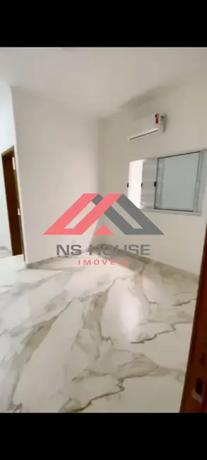 Foto 8 de Casa com 3 quartos à venda, 160m2 em Peruibe - SP