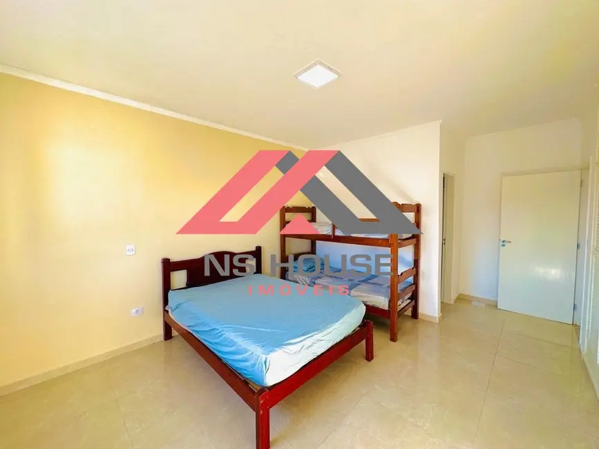 Foto 5 de Casa com 4 quartos à venda, 310m2 em Itanhaem - SP