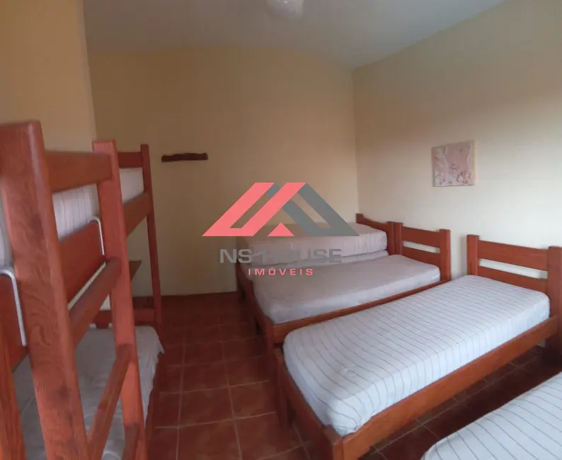 Foto 6 de Casa com 5 quartos à venda, 258m2 em Itanhaem - SP