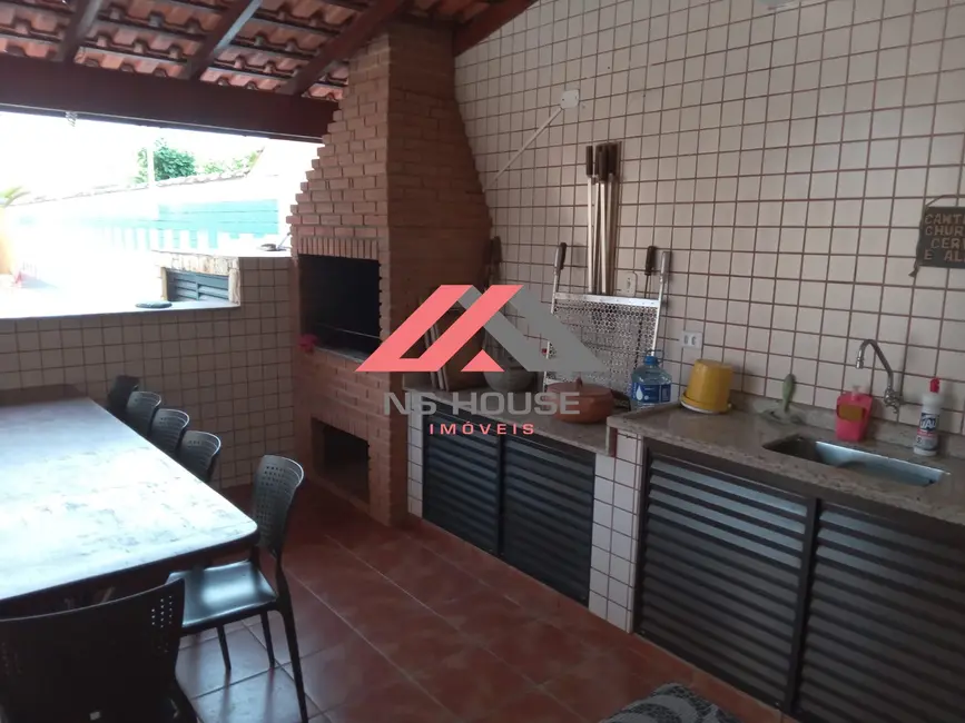 Foto 5 de Casa com 5 quartos à venda, 258m2 em Itanhaem - SP