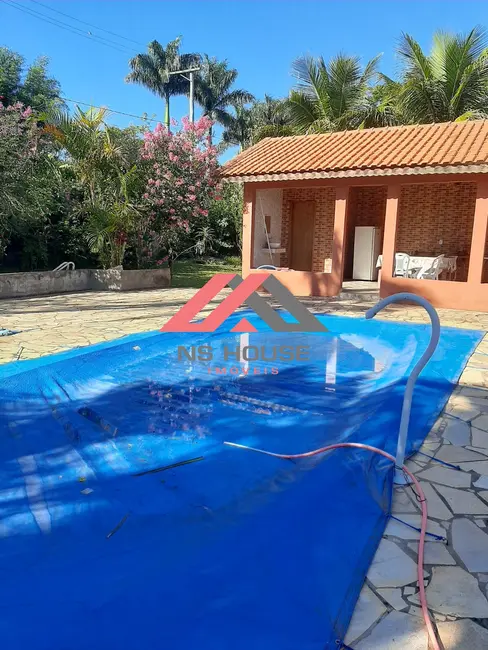 Foto 1 de Terreno / Lote à venda, 1770m2 em Porangaba - SP