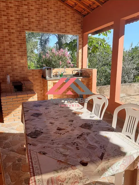 Foto 4 de Terreno / Lote à venda, 1770m2 em Porangaba - SP