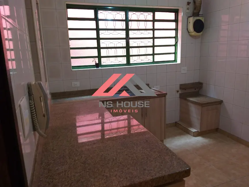 Casa com 4 quartos à venda, 250m2 em Jardim Aeroporto, São Paulo - SP - imagem 4 Foto 4 de Casa com 4 quartos à venda, 250m2 em Jardim Aeroporto, São Paulo - SP