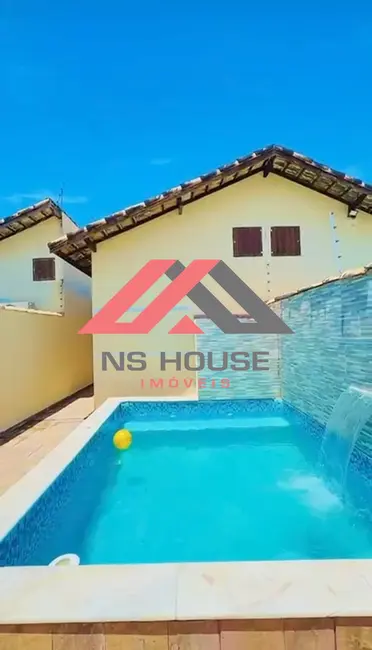 Foto 2 de Casa com 2 quartos à venda, 65m2 em Itanhaem - SP