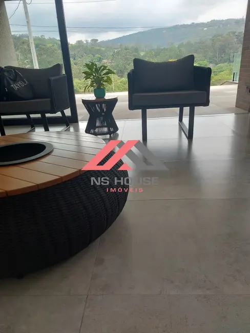 Casa de Condomínio com 4 quartos à venda, 231m2 em Condomínio Residencial Reserva de Atibaia, Atibaia - SP - imagem 4 Foto 4 de Casa de Condomínio com 4 quartos à venda, 231m2 em Condomínio Residencial Reserva de Atibaia, Atibaia - SP