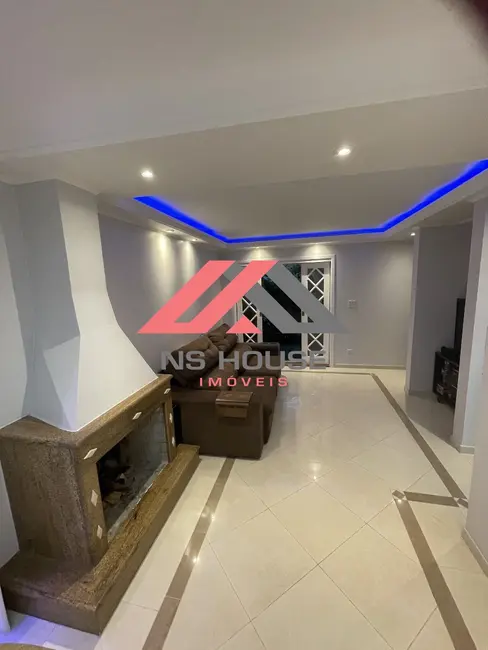 Foto 1 de Casa de Condomínio com 3 quartos à venda e para alugar, 165m2 em Mauá, Sao Caetano Do Sul - SP