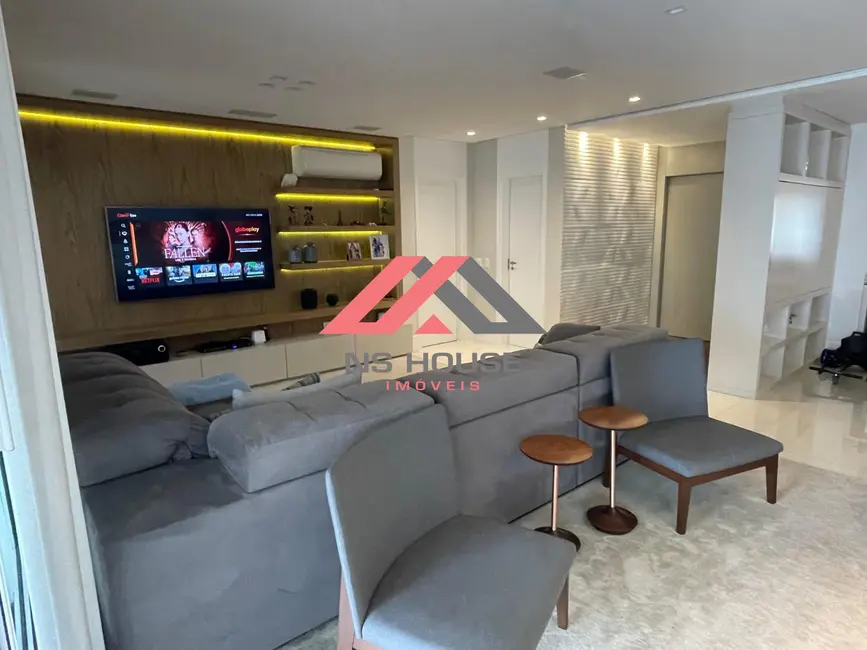 Apartamento com 3 quartos à venda, 234m2 em Cerâmica, Sao Caetano Do Sul - SP - imagem 3 Foto 3 de Apartamento com 3 quartos à venda, 234m2 em Cerâmica, Sao Caetano Do Sul - SP