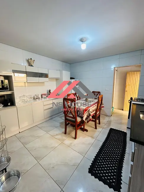 Foto 2 de Casa com 5 quartos à venda, 175m2 em Nova Gerty, Sao Caetano Do Sul - SP