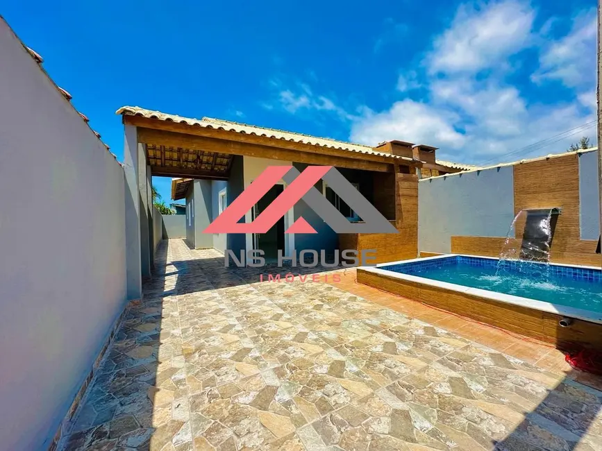 Foto 1 de Casa com 2 quartos à venda, 90m2 em Itanhaem - SP