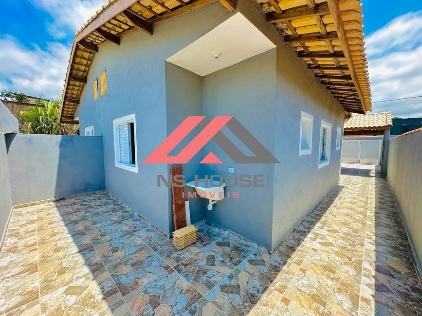 Foto 4 de Casa com 2 quartos à venda, 90m2 em Itanhaem - SP