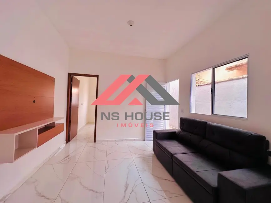 Foto 8 de Casa com 2 quartos à venda, 65m2 em Itanhaem - SP