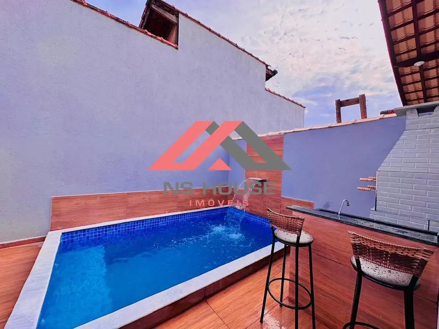 Foto 2 de Casa com 2 quartos à venda, 65m2 em Itanhaem - SP