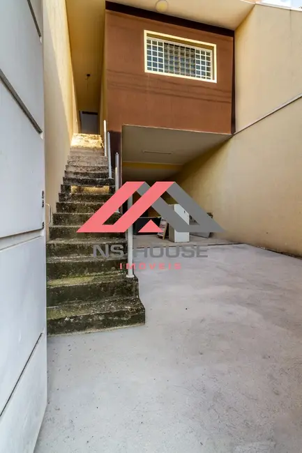 Casa com 3 quartos à venda, 300m2 em Parque João Ramalho, Santo Andre - SP - imagem 2 Foto 2 de Casa com 3 quartos à venda, 300m2 em Parque João Ramalho, Santo Andre - SP