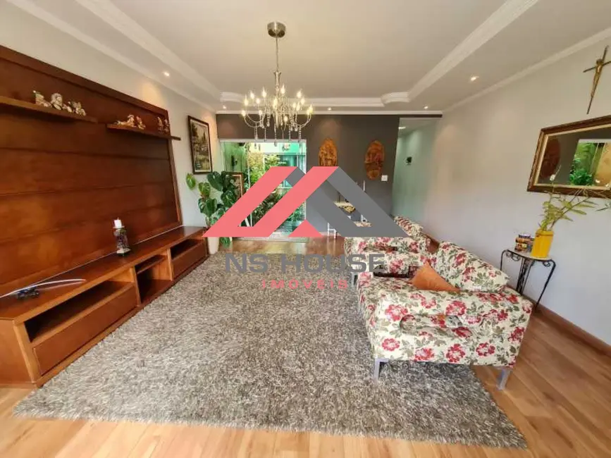 Foto 2 de Casa com 3 quartos à venda, 269m2 em Olímpico, Sao Caetano Do Sul - SP